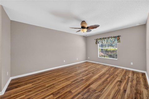 Villa ou maison à vendre à Mount Dora, Floride: 3 chambres, 154.5 m2 № 2419378 - photo 16