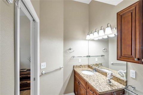 Copropriété à louer à New Port Richey, Floride: 3 chambres, 114.08 m2 № 2167799 - photo 5