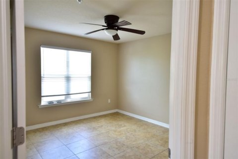 Copropriété à louer à New Port Richey, Floride: 3 chambres, 114.08 m2 № 2167799 - photo 7