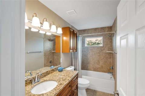 Copropriété à louer à New Port Richey, Floride: 3 chambres, 114.08 m2 № 2167799 - photo 8