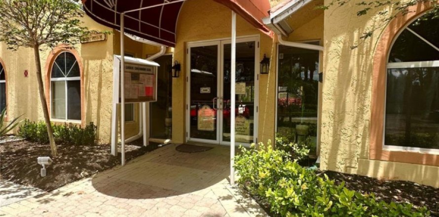 Condo in Coral Springs, Florida, 1 bedroom № 1173957