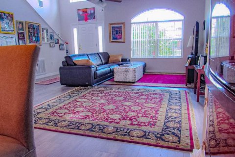 Casa en venta en Kissimmee, Florida, 4 dormitorios, 264.49 m2 № 1876608 - foto 13