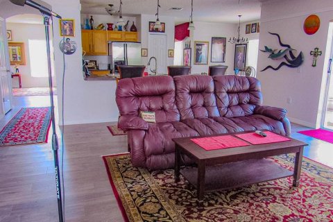 Casa en venta en Kissimmee, Florida, 4 dormitorios, 264.49 m2 № 1876608 - foto 10