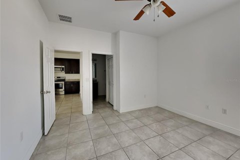 Casa en alquiler en Kissimmee, Florida, 3 dormitorios, 113.81 m2 № 1844988 - foto 6