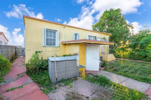 Propiedad comercial en venta en Miami, Florida, 235.23 m2 № 1972314 - foto 23