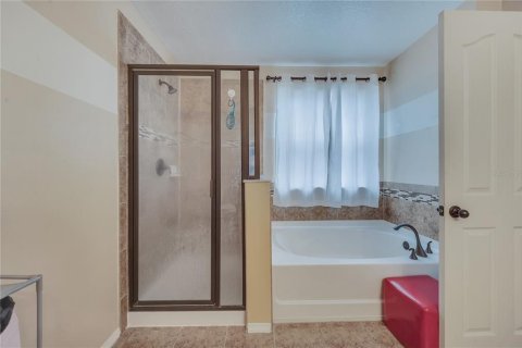 House in Orlando, Florida 4 bedrooms, 200.02 sq.m. № 1856218 - photo 7