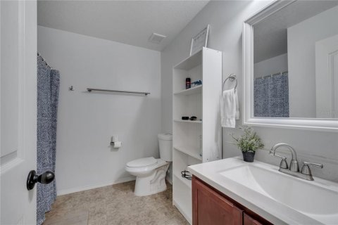 House in Orlando, Florida 4 bedrooms, 200.02 sq.m. № 1856218 - photo 8