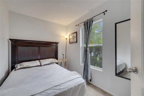House in Orlando, Florida 4 bedrooms, 200.02 sq.m. № 1856218 - photo 13