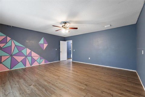 Villa ou maison à vendre à Winter Haven, Floride: 4 chambres, 206.52 m2 № 1757428 - photo 6