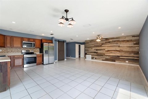 Villa ou maison à vendre à Winter Haven, Floride: 4 chambres, 206.52 m2 № 1757428 - photo 9