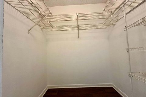 Condo in Coral Springs, Florida, 2 bedrooms № 2247273 - photo 6
