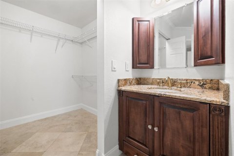Condo in Tampa, Florida, 3 bedrooms  № 1819409 - photo 18