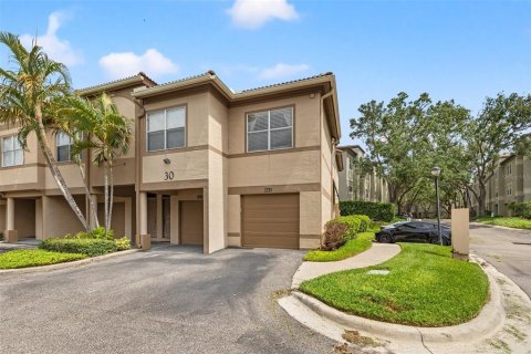 Condo in Tampa, Florida, 3 bedrooms  № 1819409 - photo 1