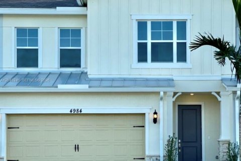 Townhouse in Hollywood, Florida 3 bedrooms, 201.13 sq.m. № 2145948 - photo 3