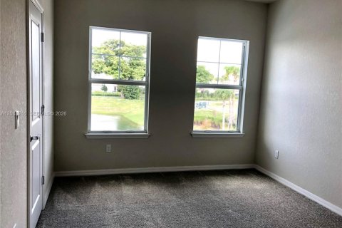 Townhouse in Hollywood, Florida 3 bedrooms, 201.13 sq.m. № 2145948 - photo 27