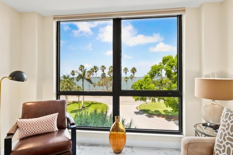 Condo in Sarasota, Florida, 2 bedrooms  № 1761067 - photo 23