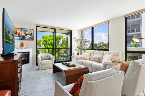 Condo in Sarasota, Florida, 2 bedrooms  № 1761067 - photo 11