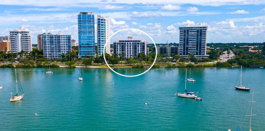 Condo in Sarasota, Florida, 2 bedrooms  № 1761067