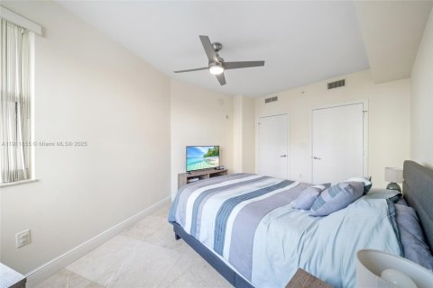 Купить кондоминиум в Авентура, Флорида 2 спальни, 122.63м2, № 2013806 - фото 21