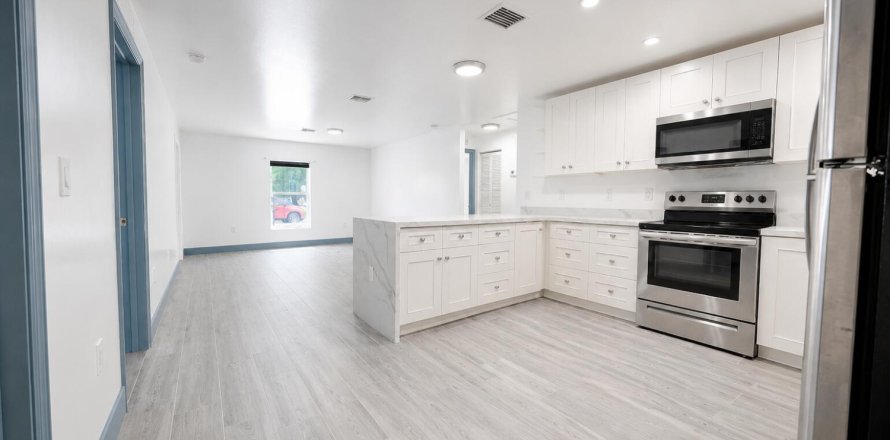Villa ou maison à Miami, Floride 3 chambres, 102.56 m2 № 2083380