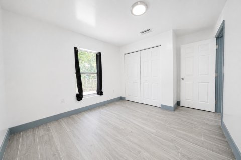 Villa ou maison à vendre à Miami, Floride: 3 chambres, 102.56 m2 № 2083380 - photo 12