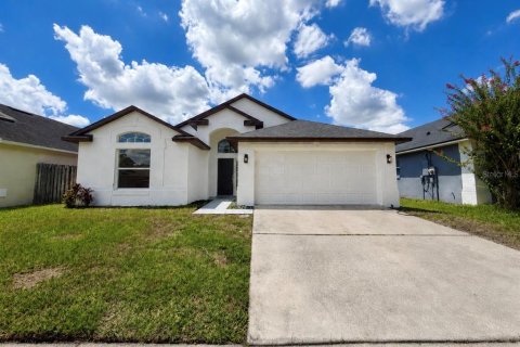 House in Orlando, Florida 4 bedrooms, 166.2 sq.m. № 2320861
