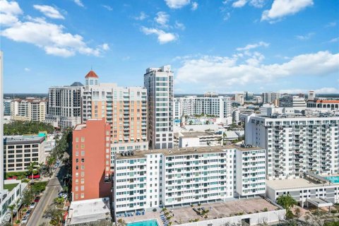 Condominio en venta en Sarasota, Florida, 1 dormitorio, 76.18 m2 № 1735431 - foto 18