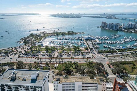 Condominio en venta en Sarasota, Florida, 1 dormitorio, 76.18 m2 № 1735431 - foto 24