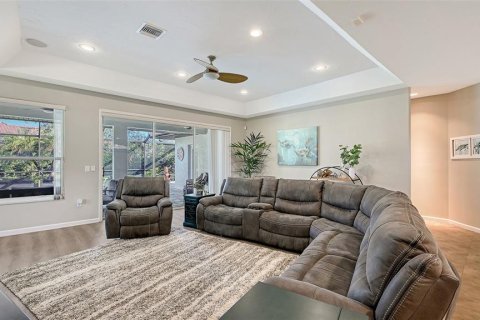 Villa ou maison à vendre à Sarasota, Floride: 3 chambres, 214.6 m2 № 2418666 - photo 7