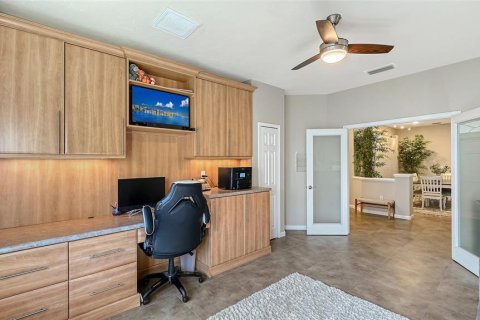 Villa ou maison à vendre à Sarasota, Floride: 3 chambres, 214.6 m2 № 2418666 - photo 25