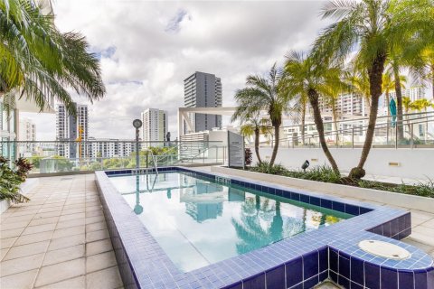 Copropriété à vendre à Miami, Floride: 2 chambres, 94.11 m2 № 1706894 - photo 19