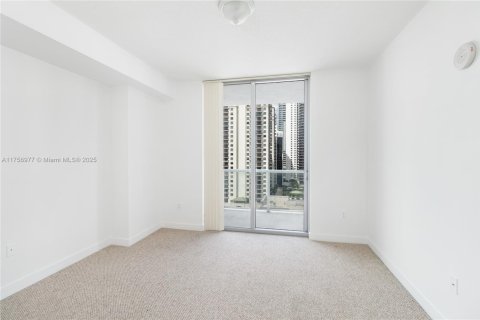 Copropriété à vendre à Miami, Floride: 2 chambres, 94.11 m2 № 1706894 - photo 5