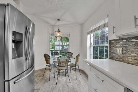 Townhouse in Wellington, Florida 3 bedrooms, 147.25 sq.m. № 2086704 - photo 20