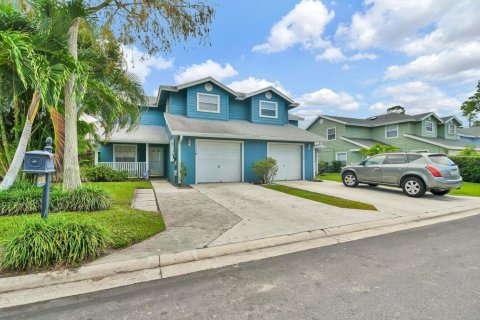 Townhouse in Wellington, Florida 3 bedrooms, 147.25 sq.m. № 2086704 - photo 2