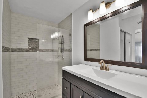 Townhouse in Wellington, Florida 3 bedrooms, 147.25 sq.m. № 2086704 - photo 15
