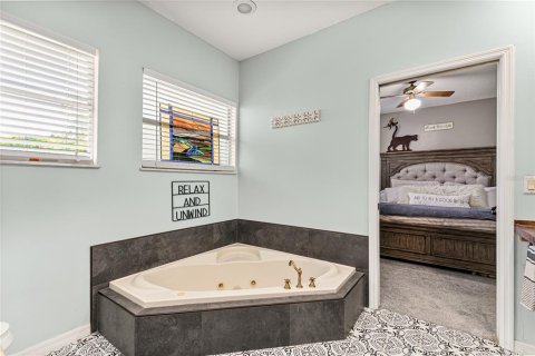 Villa ou maison à vendre à Eustis, Floride: 3 chambres, 189.89 m2 № 1676051 - photo 30