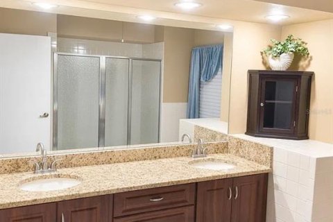 Villa ou maison à vendre à Tampa, Floride: 3 chambres, 158.77 m2 № 2420402 - photo 20