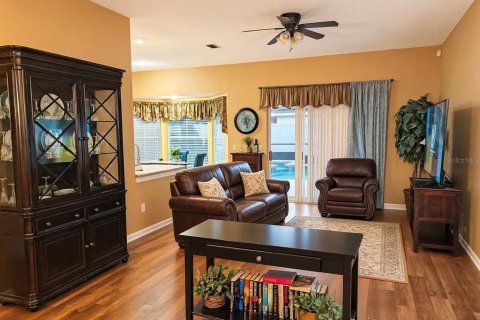 Villa ou maison à vendre à Tampa, Floride: 3 chambres, 158.77 m2 № 2420402 - photo 12