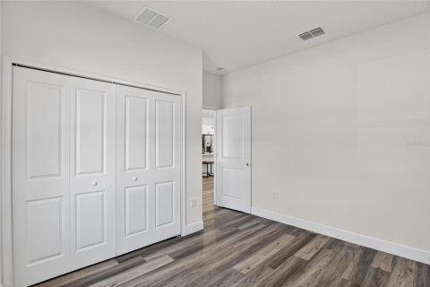 House in Citrus Springs, Florida 4 bedrooms, 170.29 sq.m. № 2229219 - photo 11