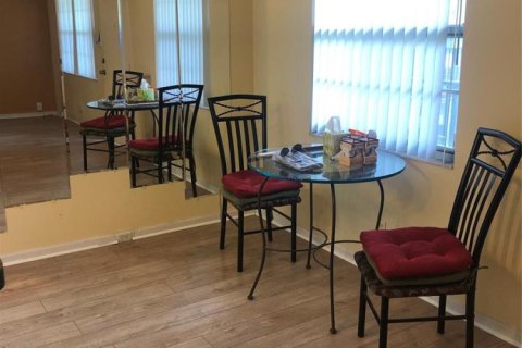Condominio en venta en Pembroke Pines, Florida, 2 dormitorios, 88.63 m2 № 2172735 - foto 8