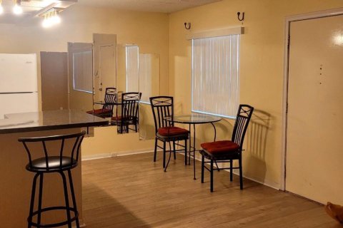 Condominio en venta en Pembroke Pines, Florida, 2 dormitorios, 88.63 m2 № 2172735 - foto 13