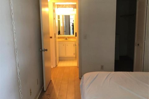 Condominio en venta en Pembroke Pines, Florida, 2 dormitorios, 88.63 m2 № 2172735 - foto 28