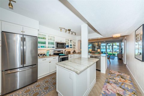 Copropriété à louer à Saint Petersburg, Floride: 2 chambres, 100.33 m2 № 225456 - photo 3