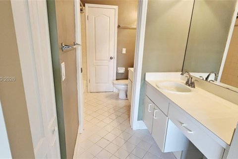 Touwnhouse à louer à Miami, Floride: 2 chambres, 88.26 m2 № 1997888 - photo 27