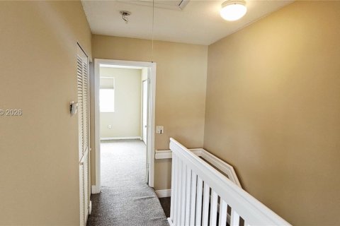 Touwnhouse à louer à Miami, Floride: 2 chambres, 88.26 m2 № 1997888 - photo 17