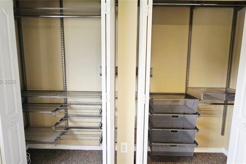 Touwnhouse à louer à Miami, Floride: 2 chambres, 88.26 m2 № 1997888 - photo 26