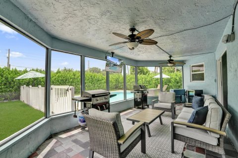 House in Davie, Florida 3 bedrooms, 185.99 sq.m. № 2191991 - photo 28