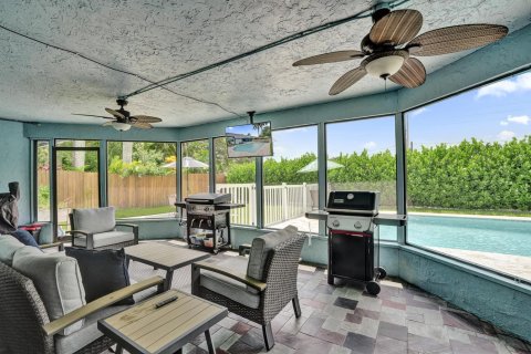 House in Davie, Florida 3 bedrooms, 185.99 sq.m. № 2191991 - photo 27