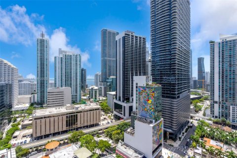 Condo in Miami, Florida, 1 bedroom  № 1980891 - photo 27