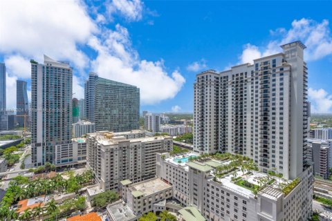 Condo in Miami, Florida, 1 bedroom  № 1980891 - photo 29